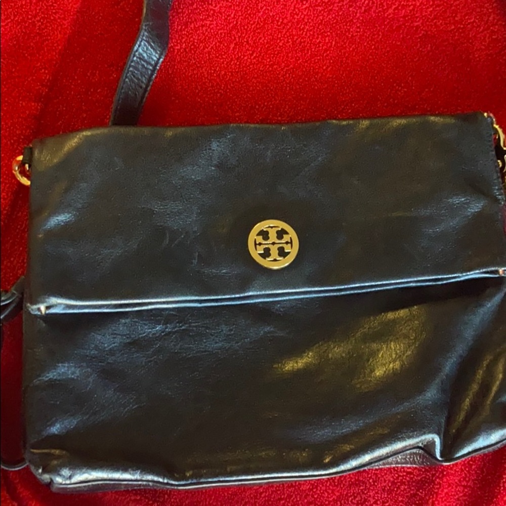 Black Tory Burch purse